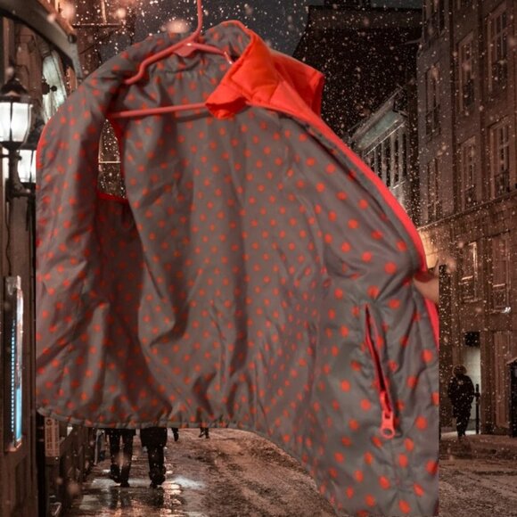 Layer 8 Lightweight Puffer Sleeveless Vest - Picture 3 of 12